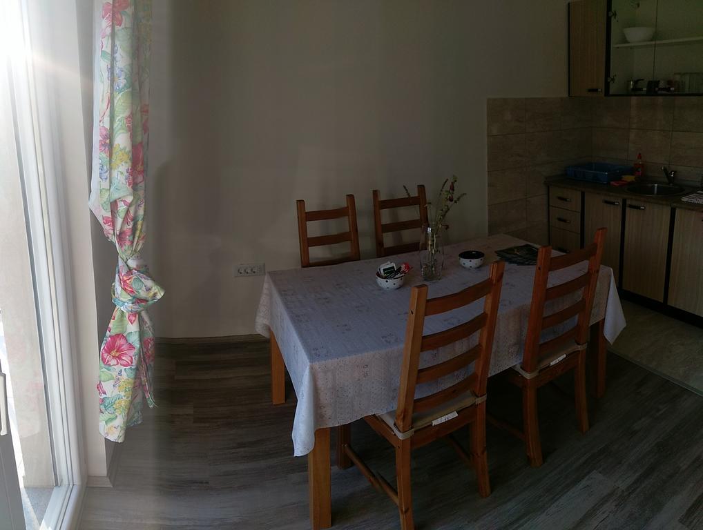 Apartments Sadina 스크라딘 외부 사진