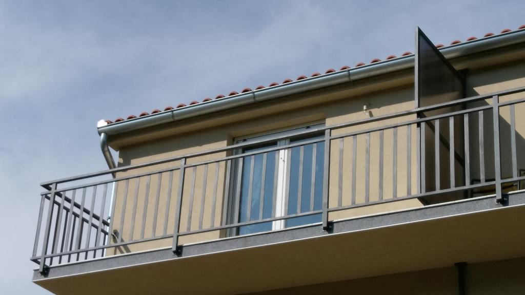 Apartments Sadina 스크라딘 외부 사진